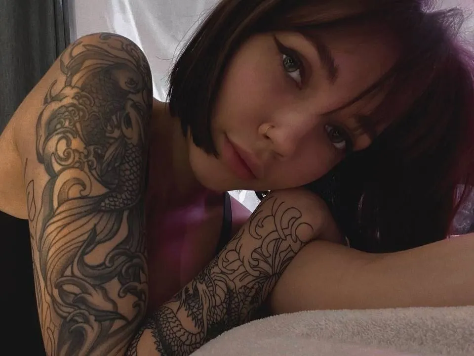 danielladan profilbild på webbkameramodell