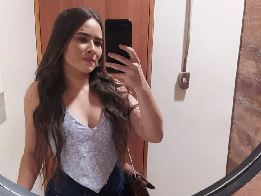 AlanaLewell immagine del profilo del modello di cam