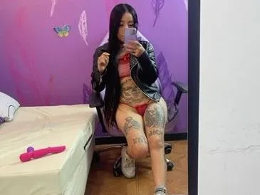 liittlemolyy profielfoto van cam model