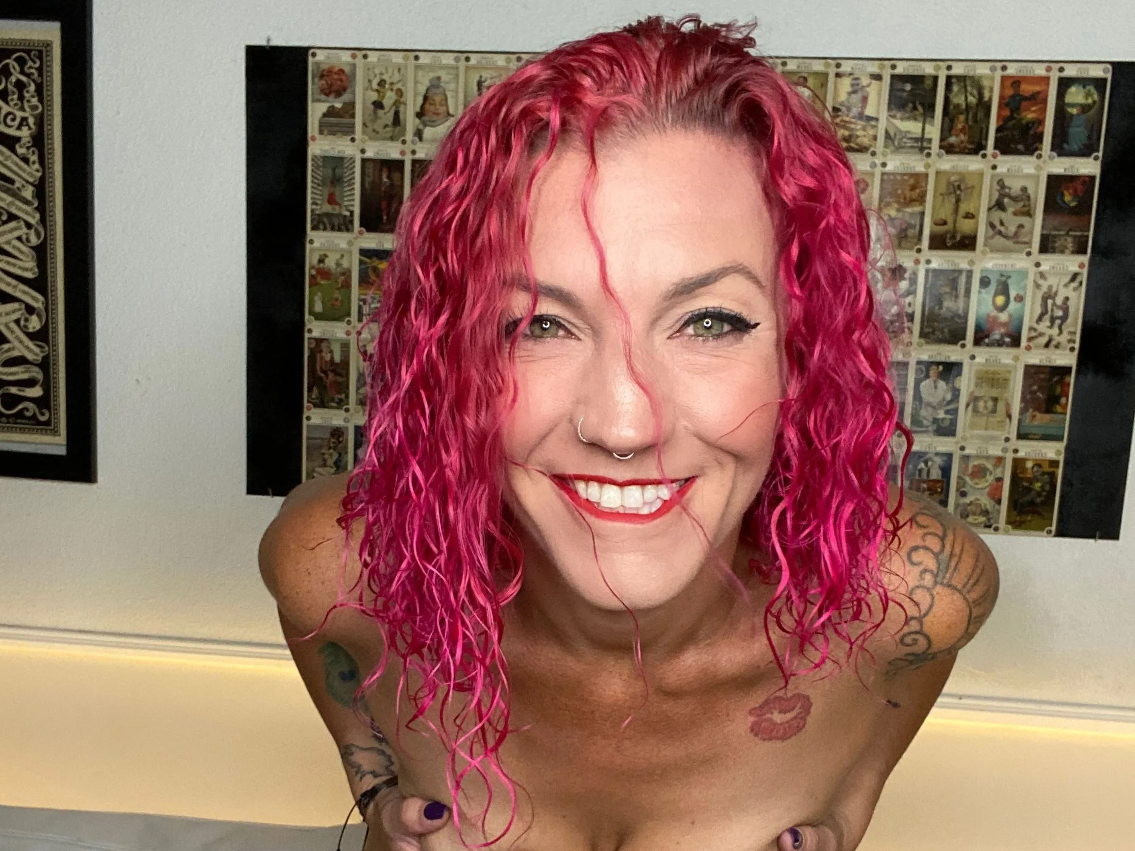 Image de profil du modèle de webcam ReyaMadelyn