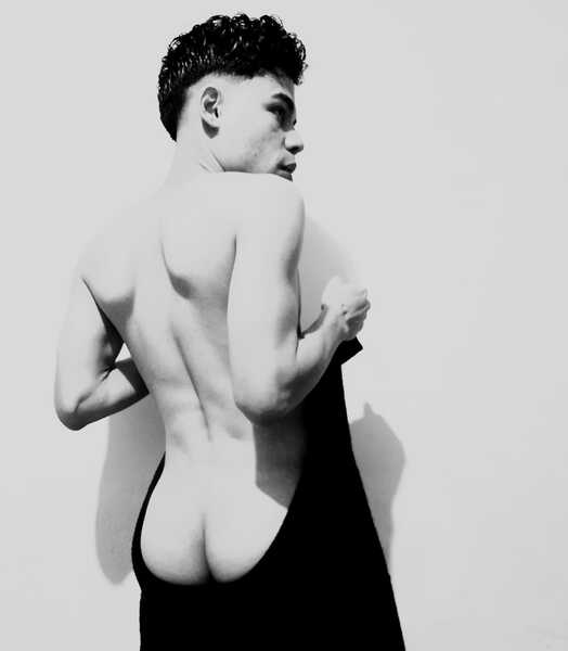 Performer Vemrauseo Photo 5