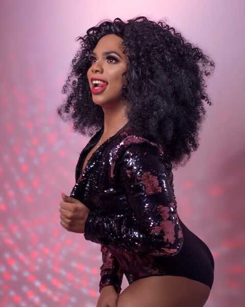 Intérprete Rominafox69 Foto 6