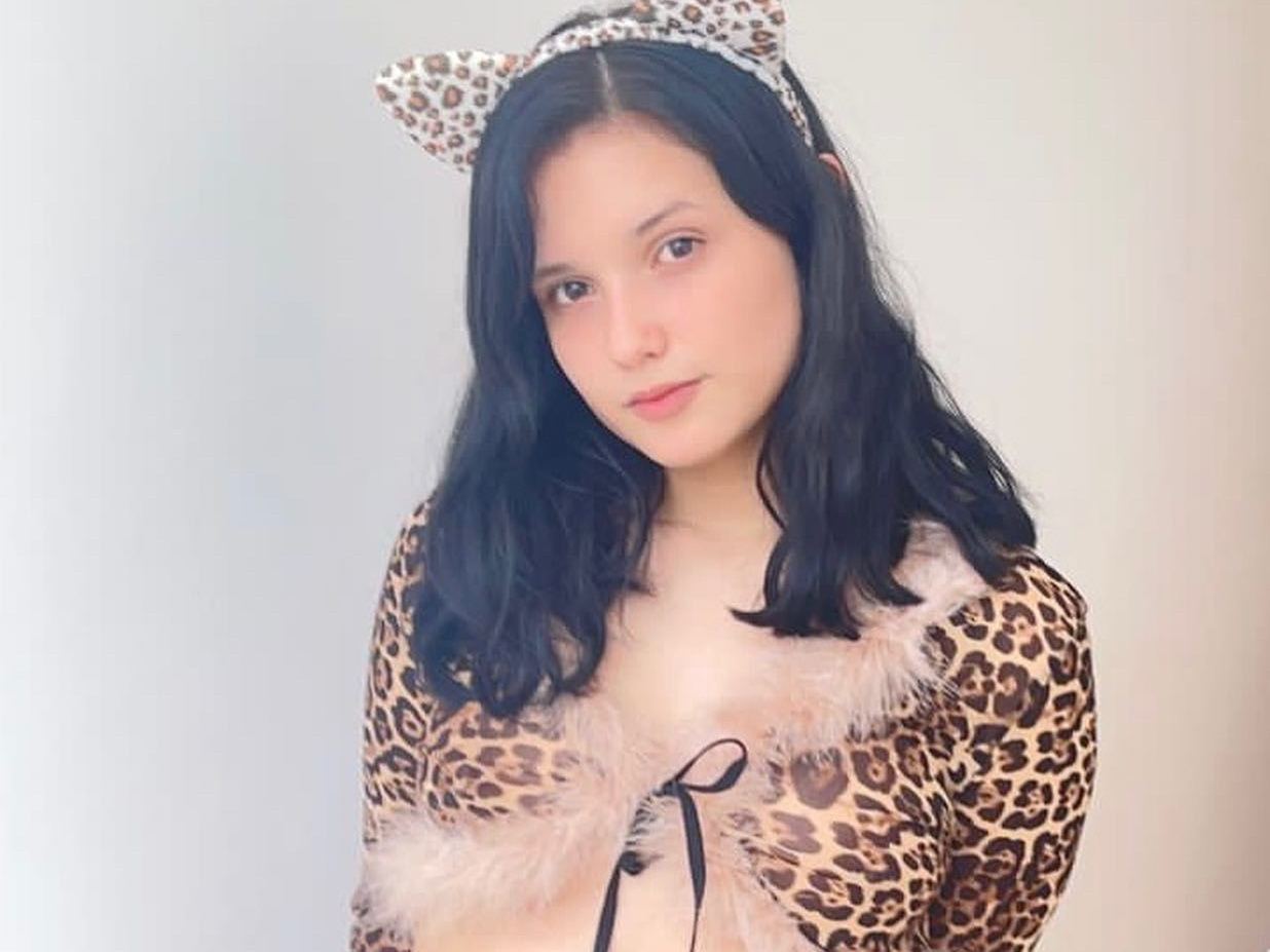 DashiaBenet profielfoto van cam model