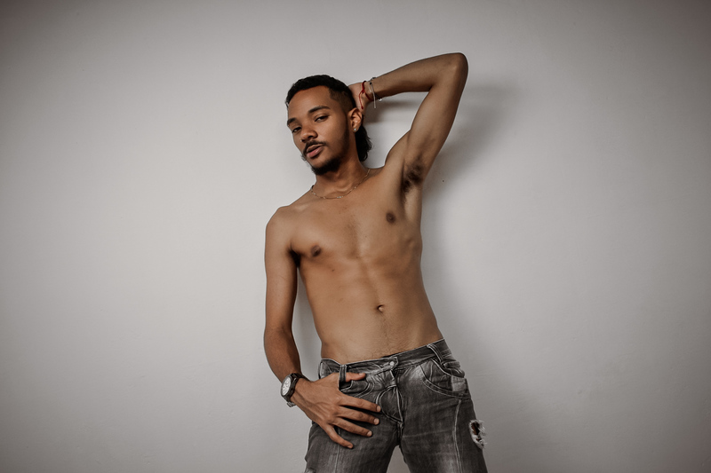 Performer JacksonnMillers Photo 3