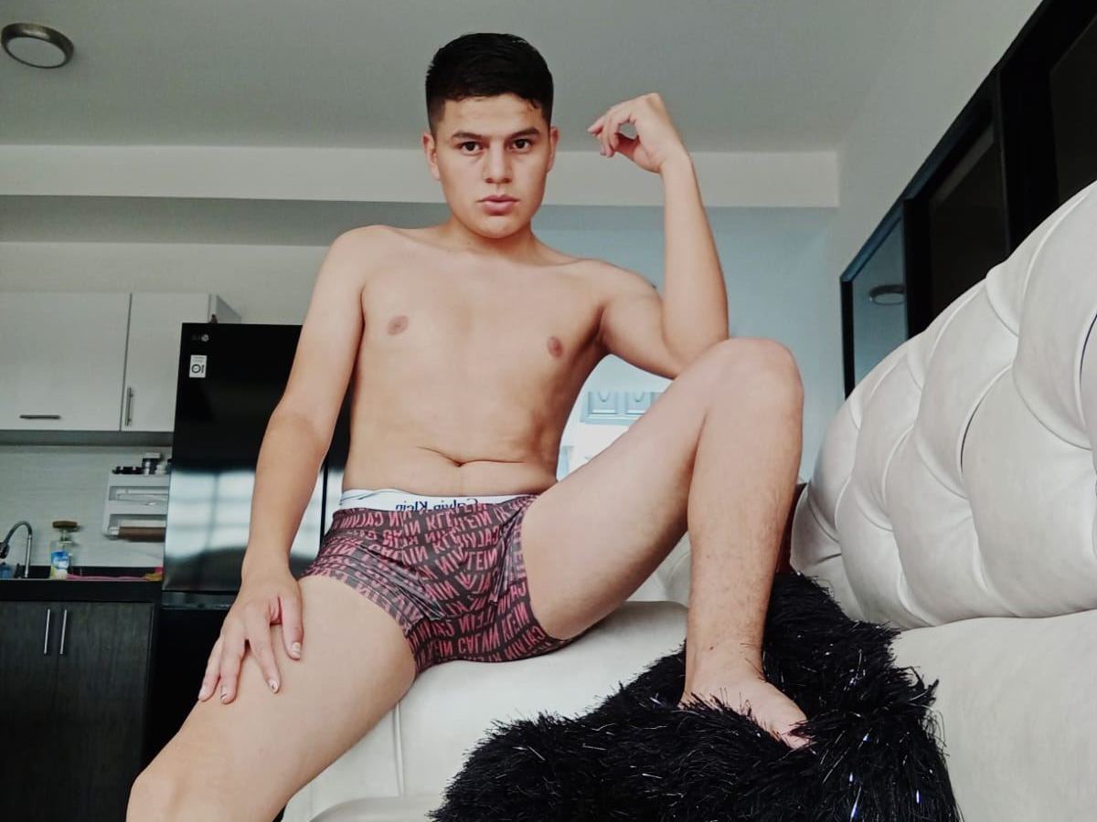 AlphaKingx cam model profile picture 