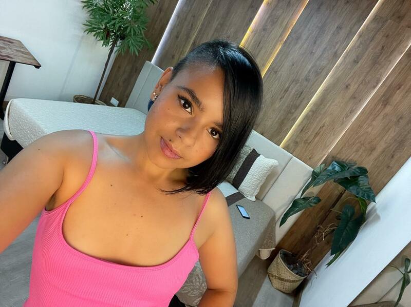 Performer NicoleRousse19 Photo 7