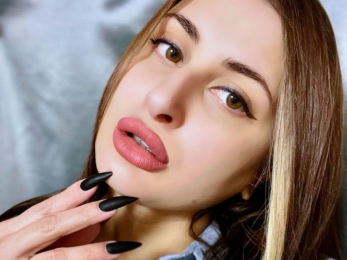 WomanofMay Profilbild des Cam-Modells