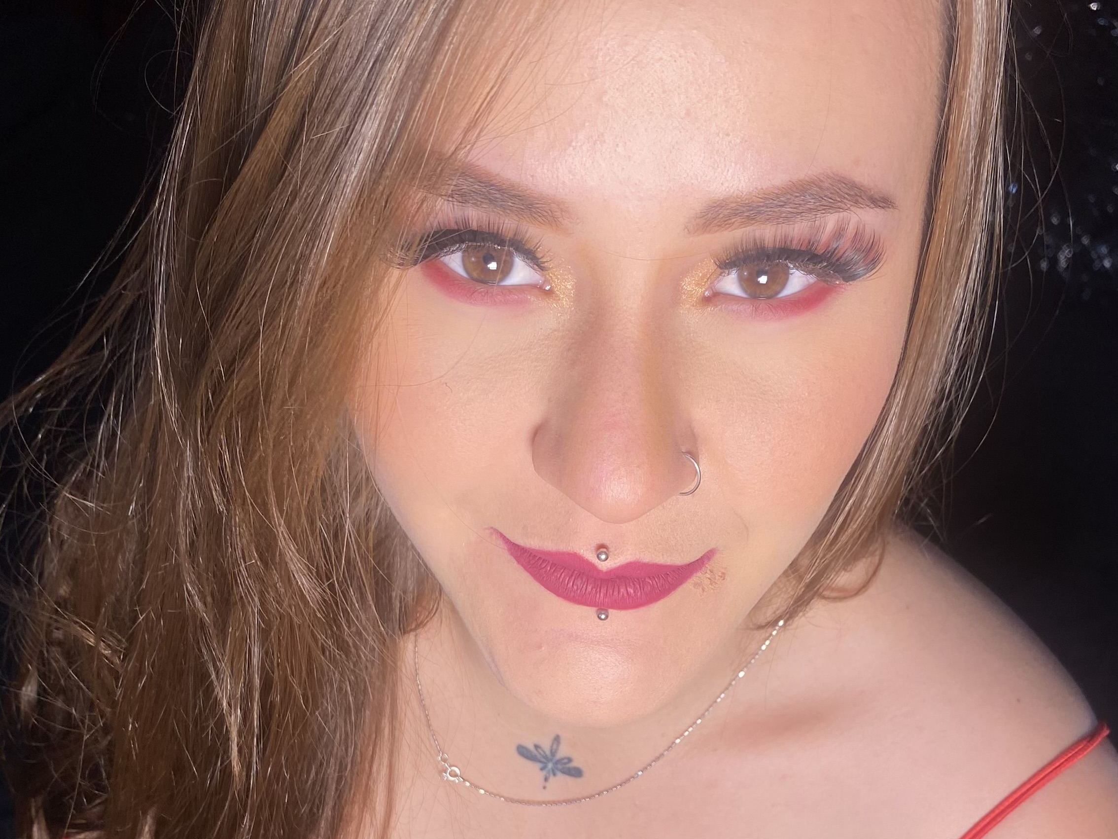 Image de profil du modèle de webcam LovieRusbel