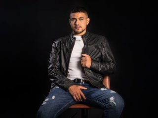 Imagen de perfil de modelo de cámara web de PaulRivera