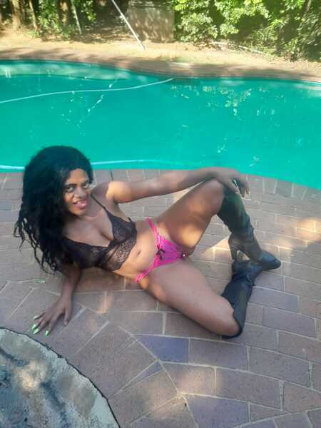 Performer MiddnightFantasy Photo 12