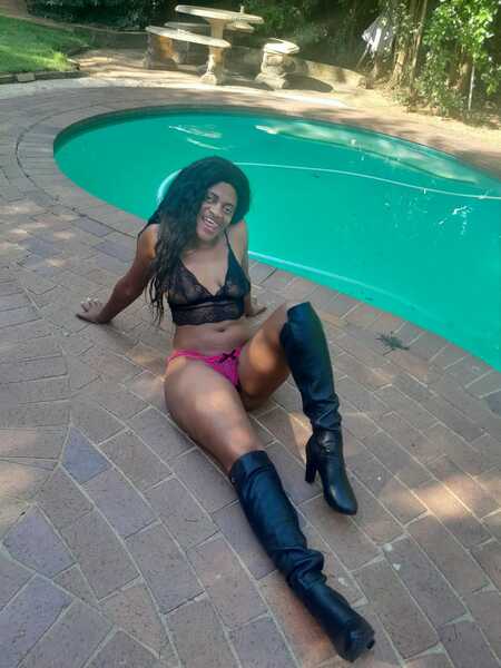 Performer MiddnightFantasy Photo 7