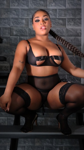 Interprete AaliyahHanks Foto 6