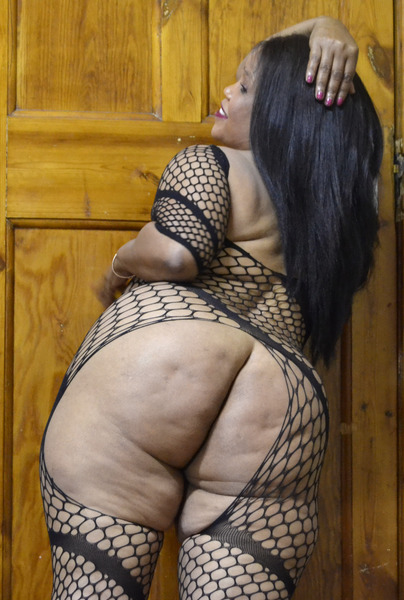 Performer Aphilicious Photo 8