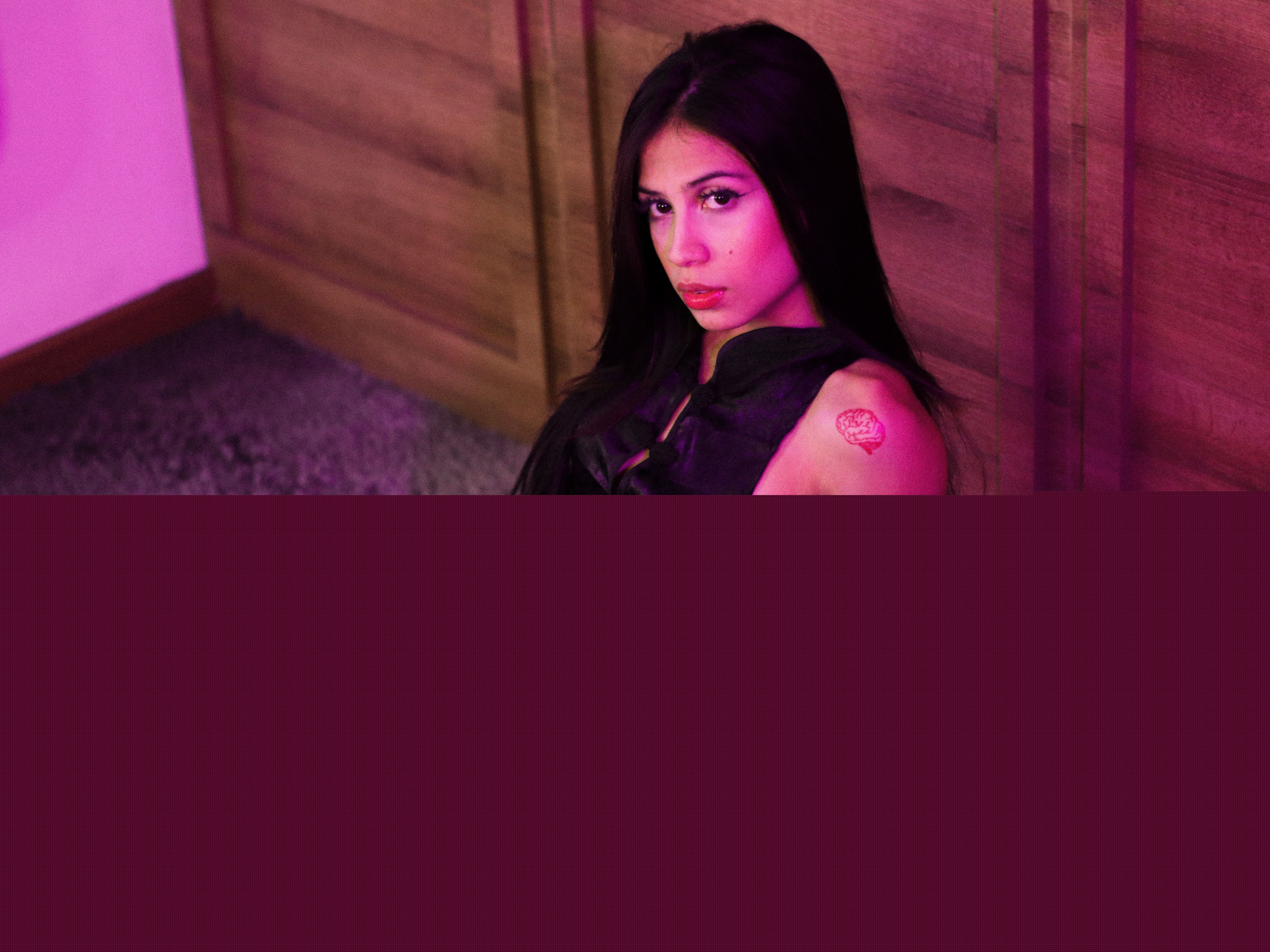 Imagen de perfil de modelo de cámara web de IamAurora