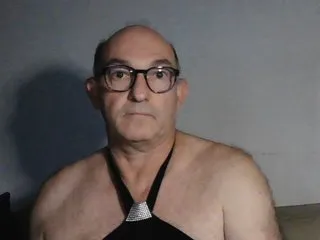 chrichri38 profielfoto van cam model