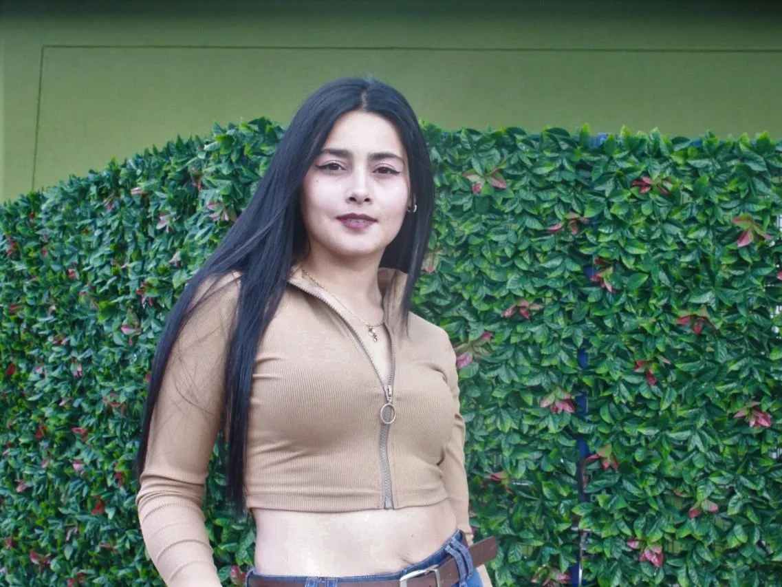 AmyDekker profilbild på webbkameramodell