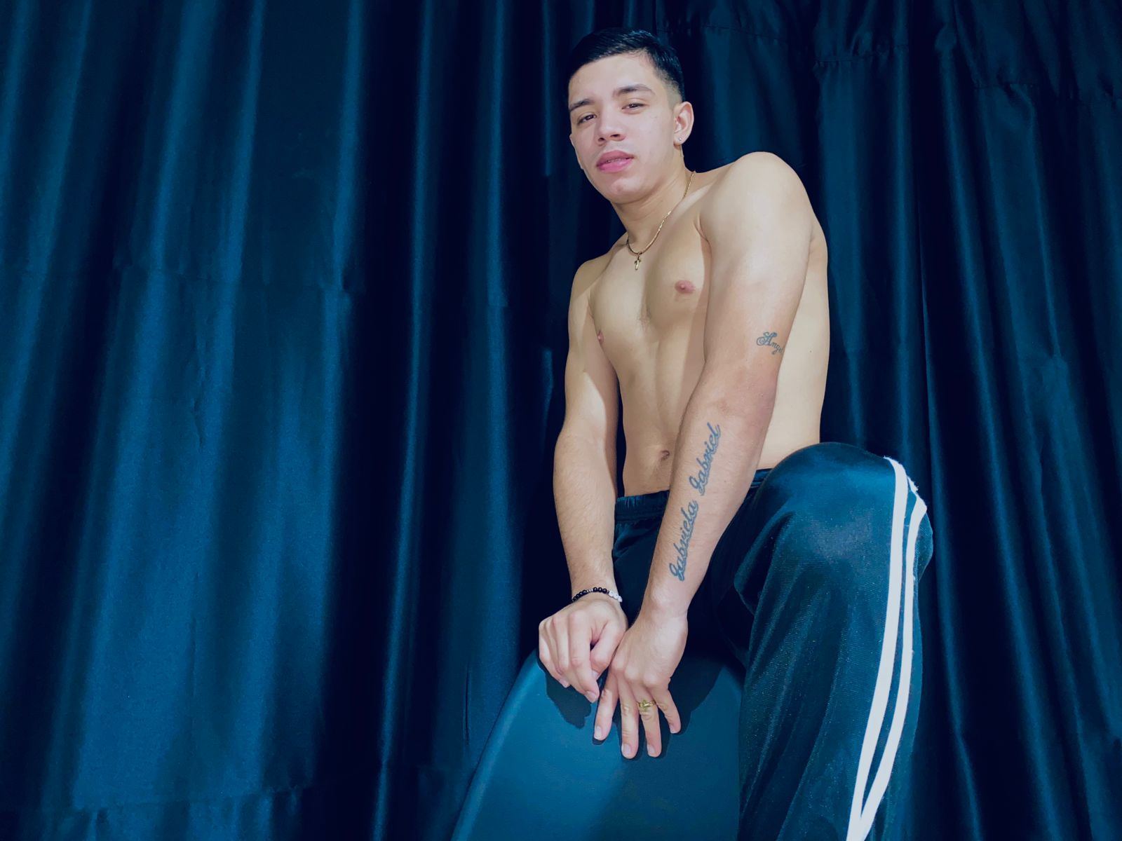 joshdarell profielfoto van cam model