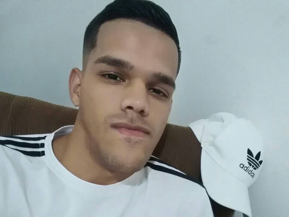 dairodreek profilbild på webbkameramodell