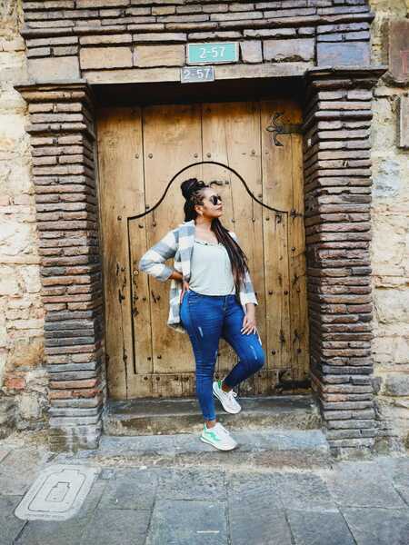 Intérprete ThamaraRoss Foto 7