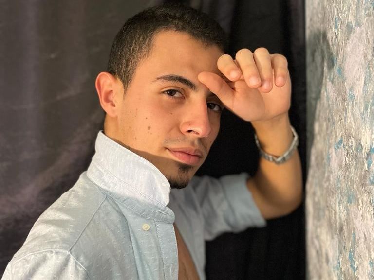 Image de profil du modèle de webcam mathew69