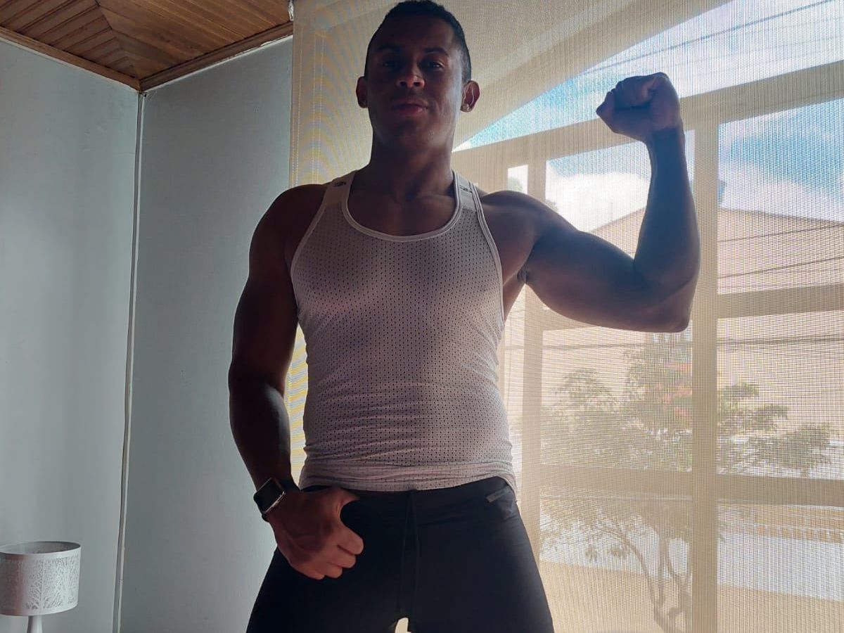 Imagen de perfil de modelo de cámara web de JaxDiamond