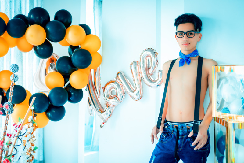 Performer OwenBlue Photo 3