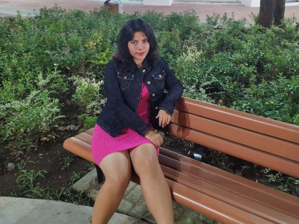 RoxaneVelvet Profilbild des Cam-Modells