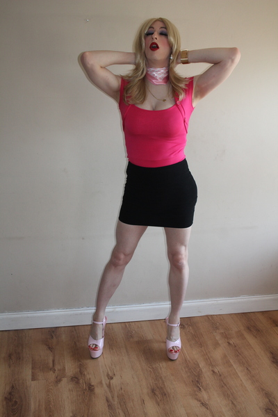 Artiest LauraBondageBabe Foto 12