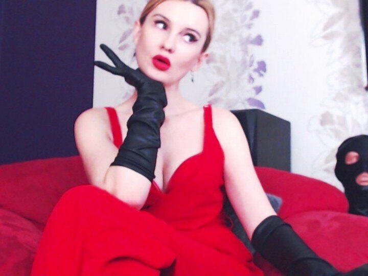 Image de profil du modèle de webcam FemdomHeels