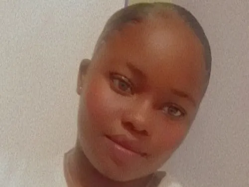 Amelia94 profilbild på webbkameramodell