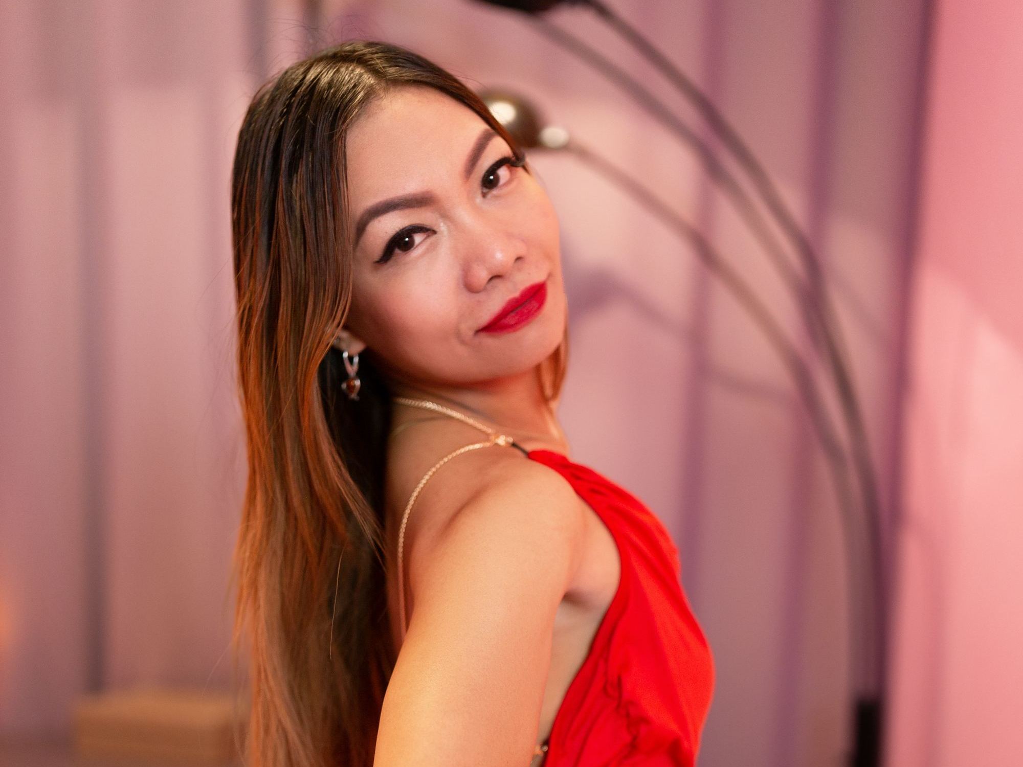 Imagen de perfil de modelo de cámara web de Savannah33