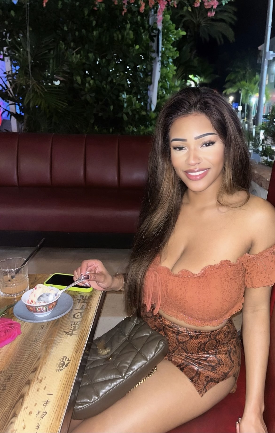 Performer ValeriaImaniLin Photo 4