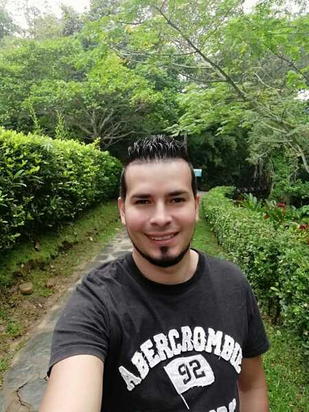 Performer YeikoBrit Photo 5