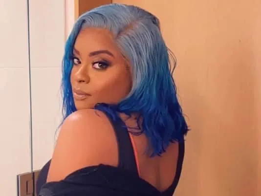 Image de profil du modèle de webcam SamonBeee