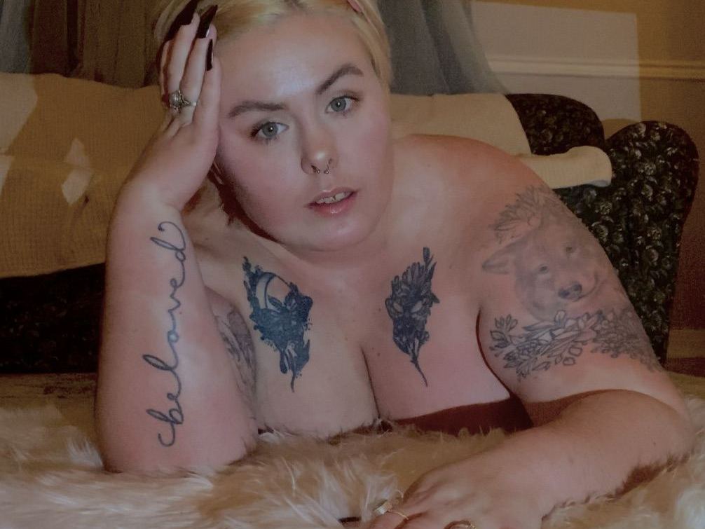 Foto de perfil de modelo de webcam de ariareyx