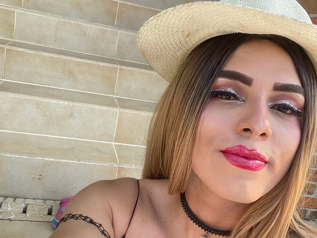 Image de profil du modèle de webcam SaraaValley