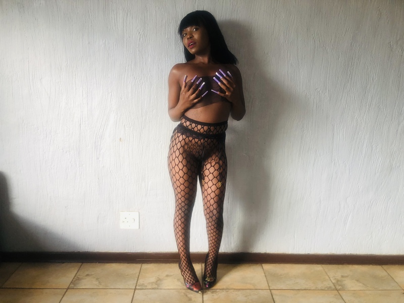 Artist LeratoMinajxx Foto 4