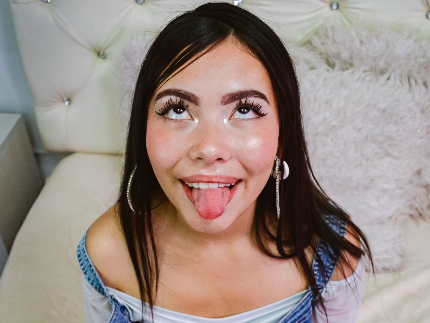 ZoeLaurentt profilbild på webbkameramodell