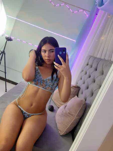 Utøver ZoeLaurentt Bilde 8