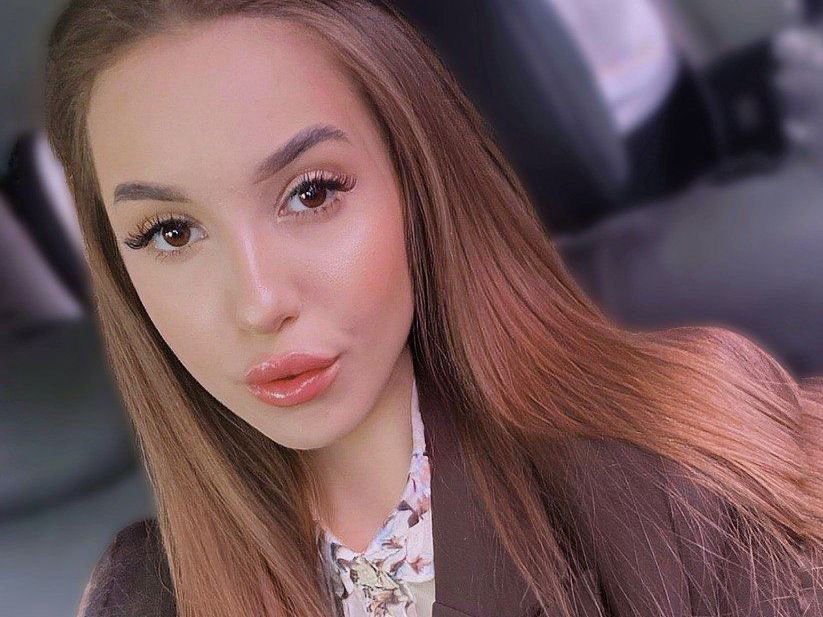 MissRosaliya profilbild pÄ webbkameramodell