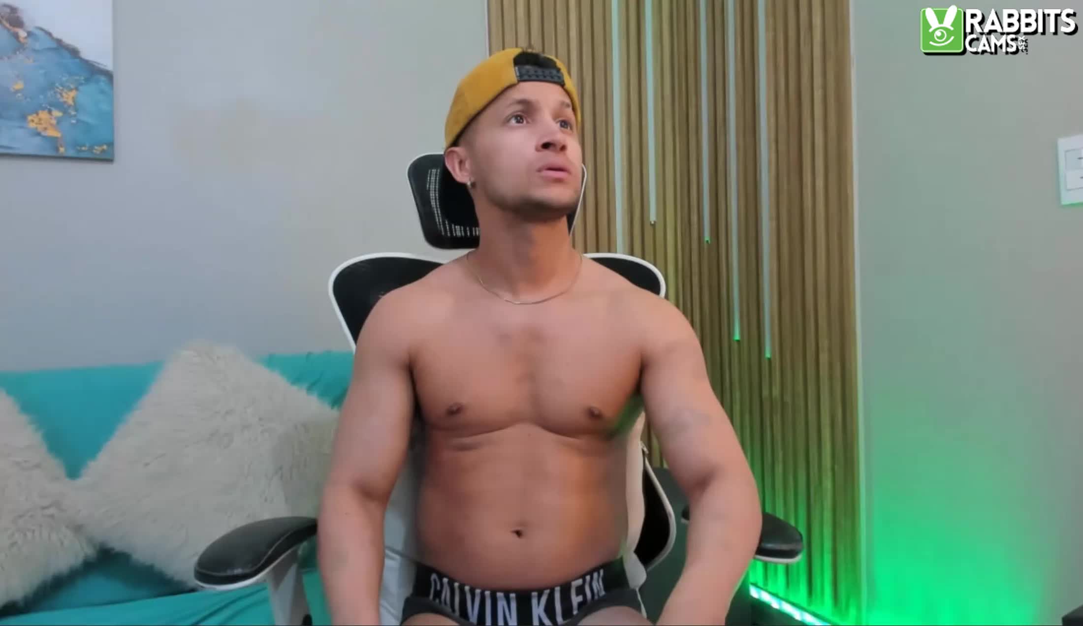 Artiest PaulPolobg Video 2