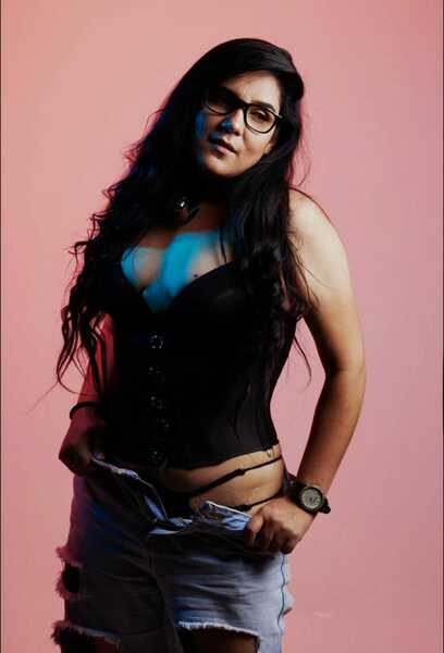 Artist DakottaJonnes Foto 6