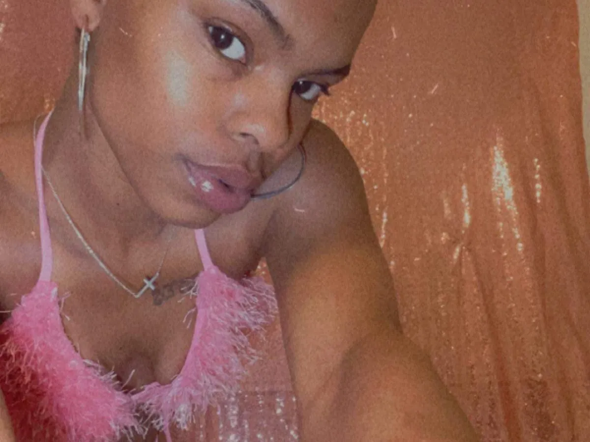 Image de profil du modèle de webcam MariahGiselle