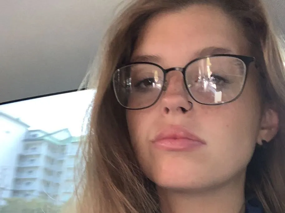 Image de profil du modèle de webcam YourLocalLesbian