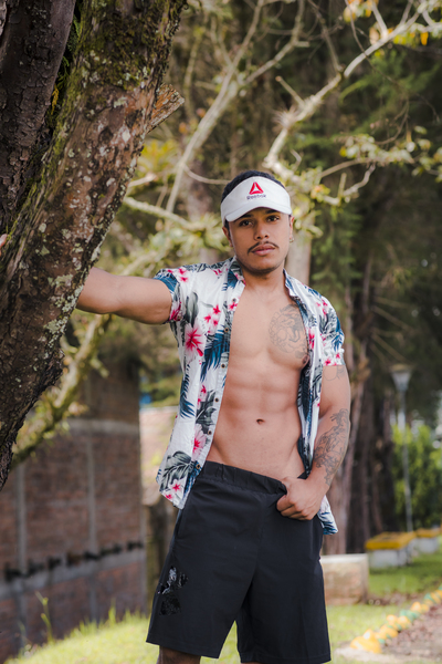 Darsteller AdesMcmiller Foto 10