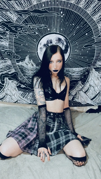 Artiest MissMidnightUK Foto 4
