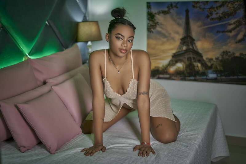 Intérprete KenndallRosse Foto 12