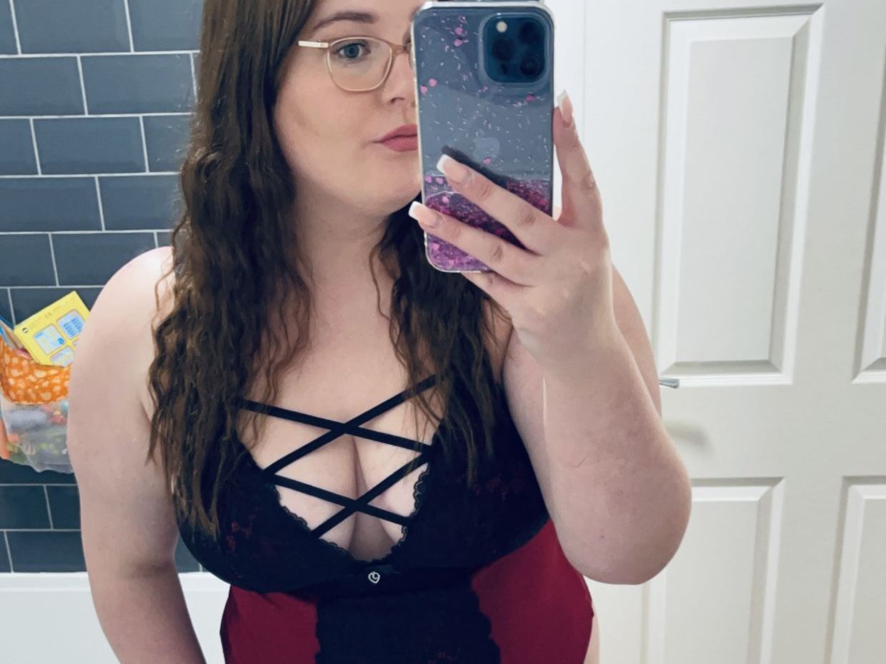 CurvyCharlotteUK profielfoto van cam model