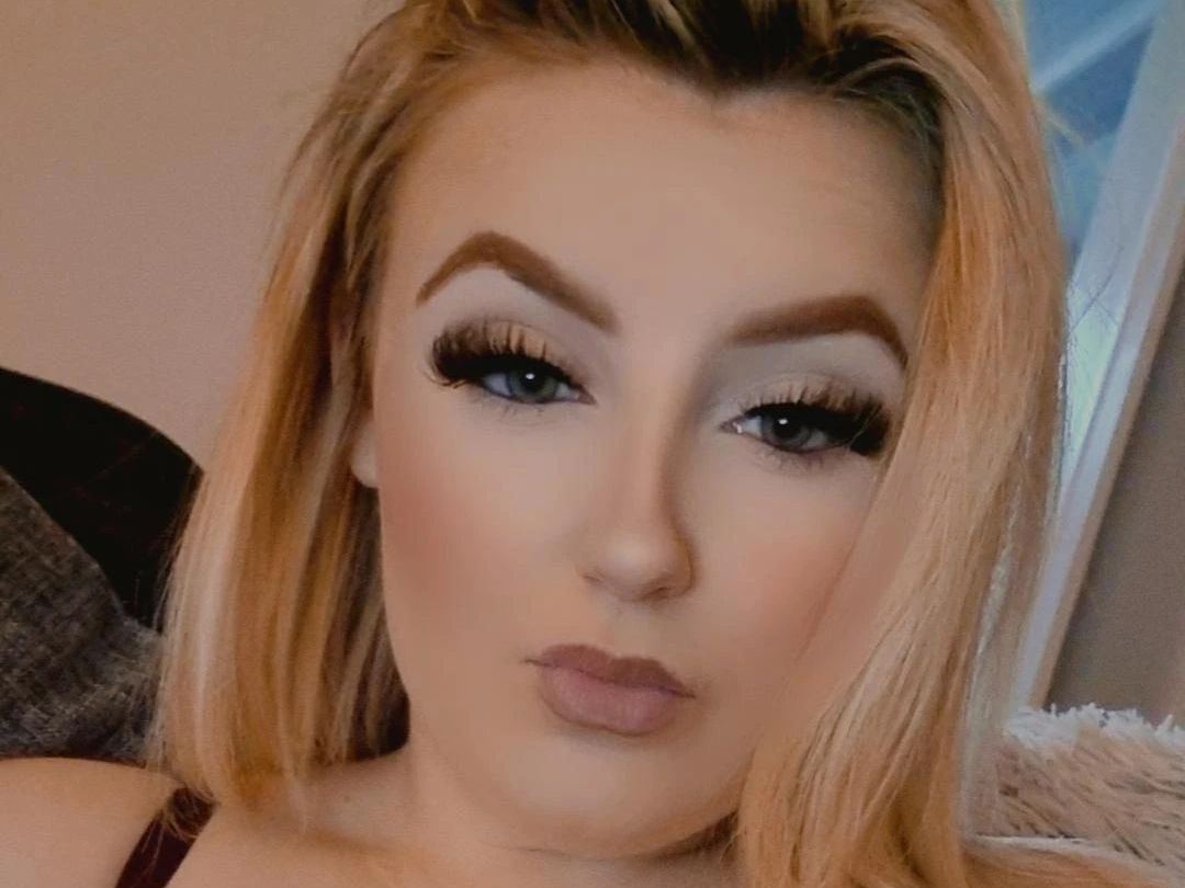 BlondeSexyScarlet profilbild på webbkameramodell 