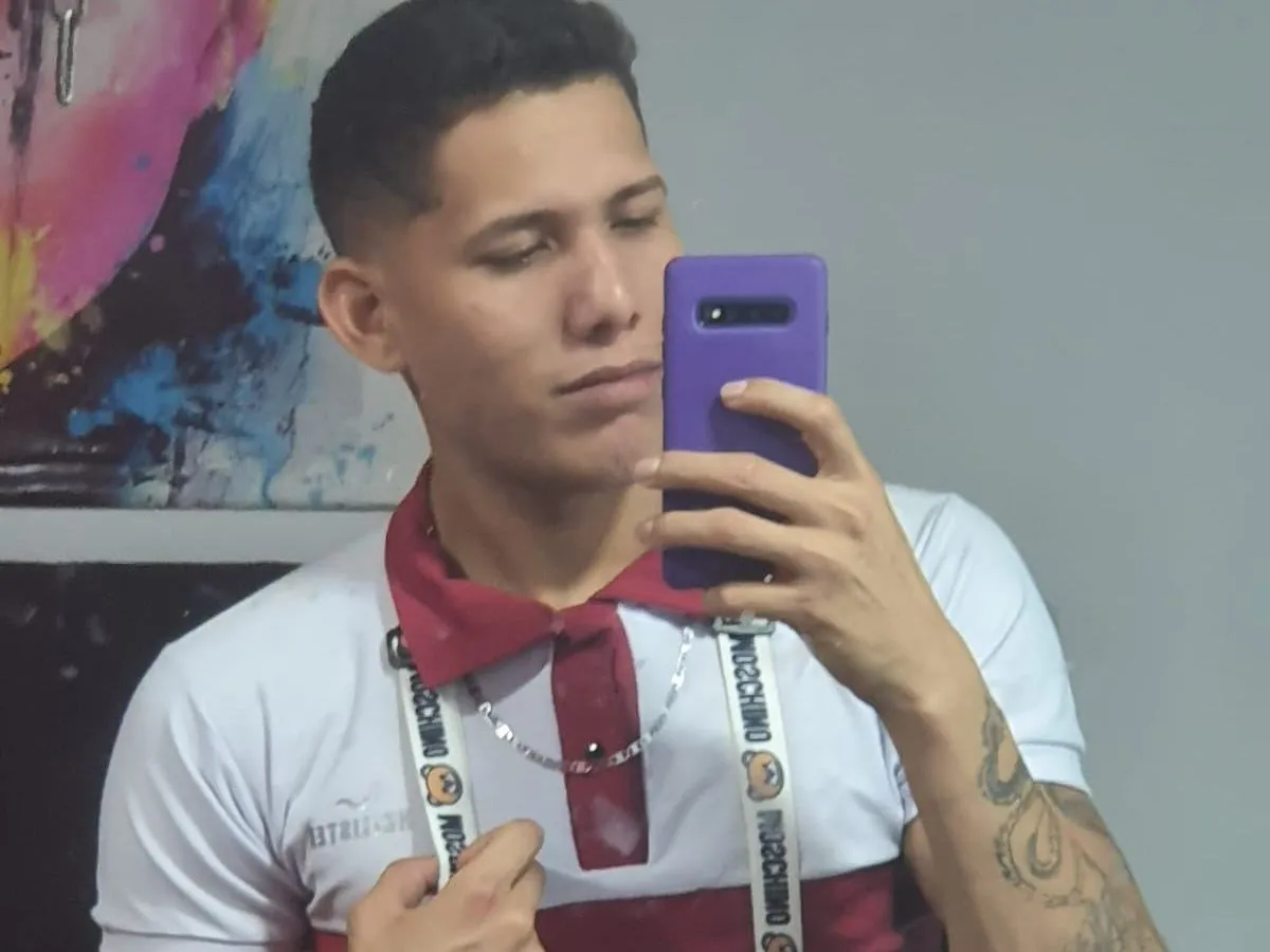 Foto de perfil de modelo de webcam de EilamMil